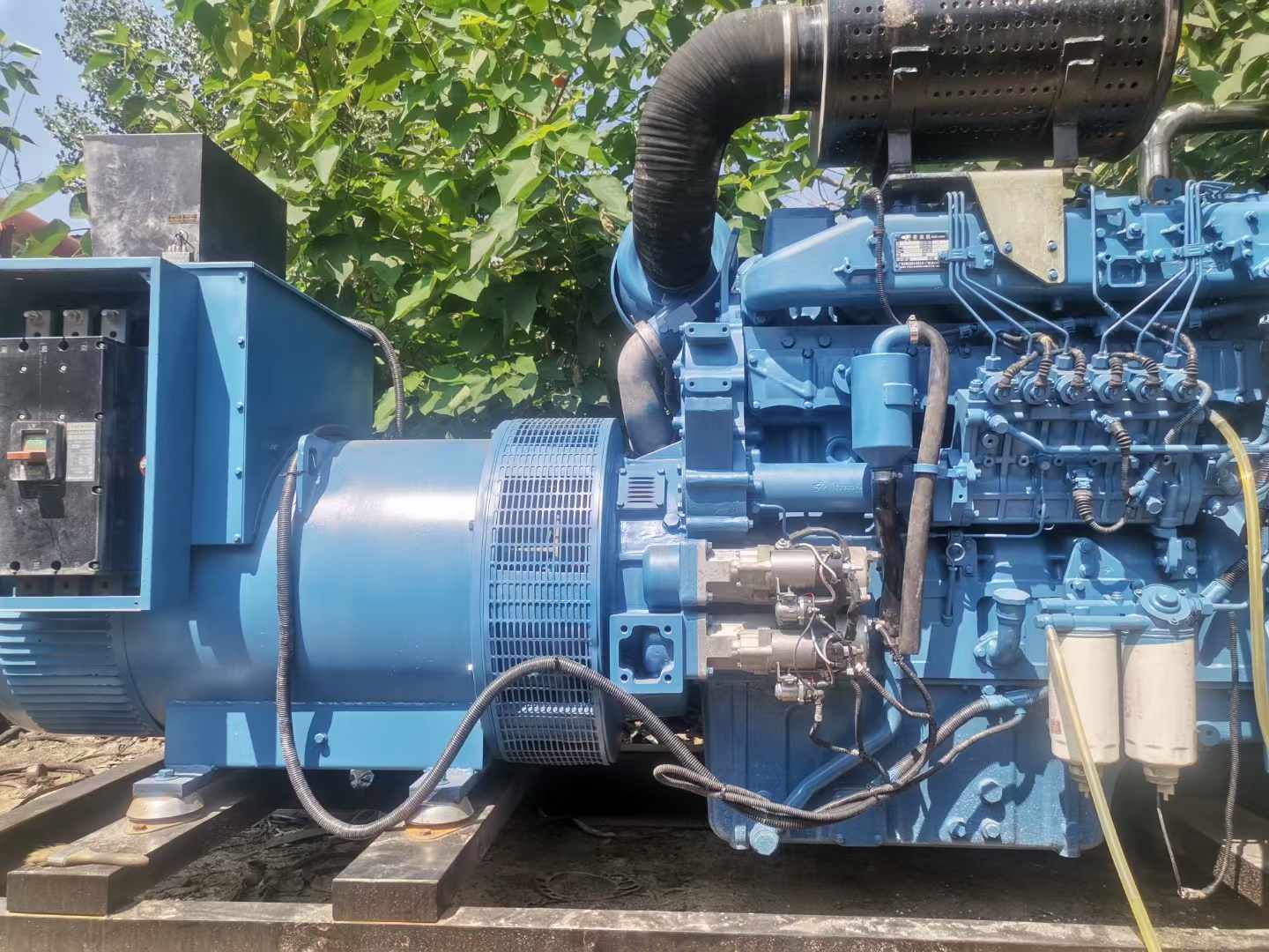 呼伦贝尔详细说明降低 800kW 柴油发电机输出电流波动的方法